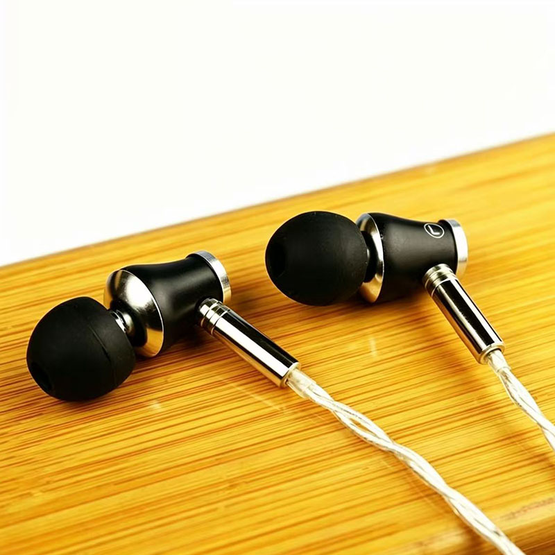 Auriculares Intrauditivos HiFi - Type C Wired Earphones With Mic reseña y precio